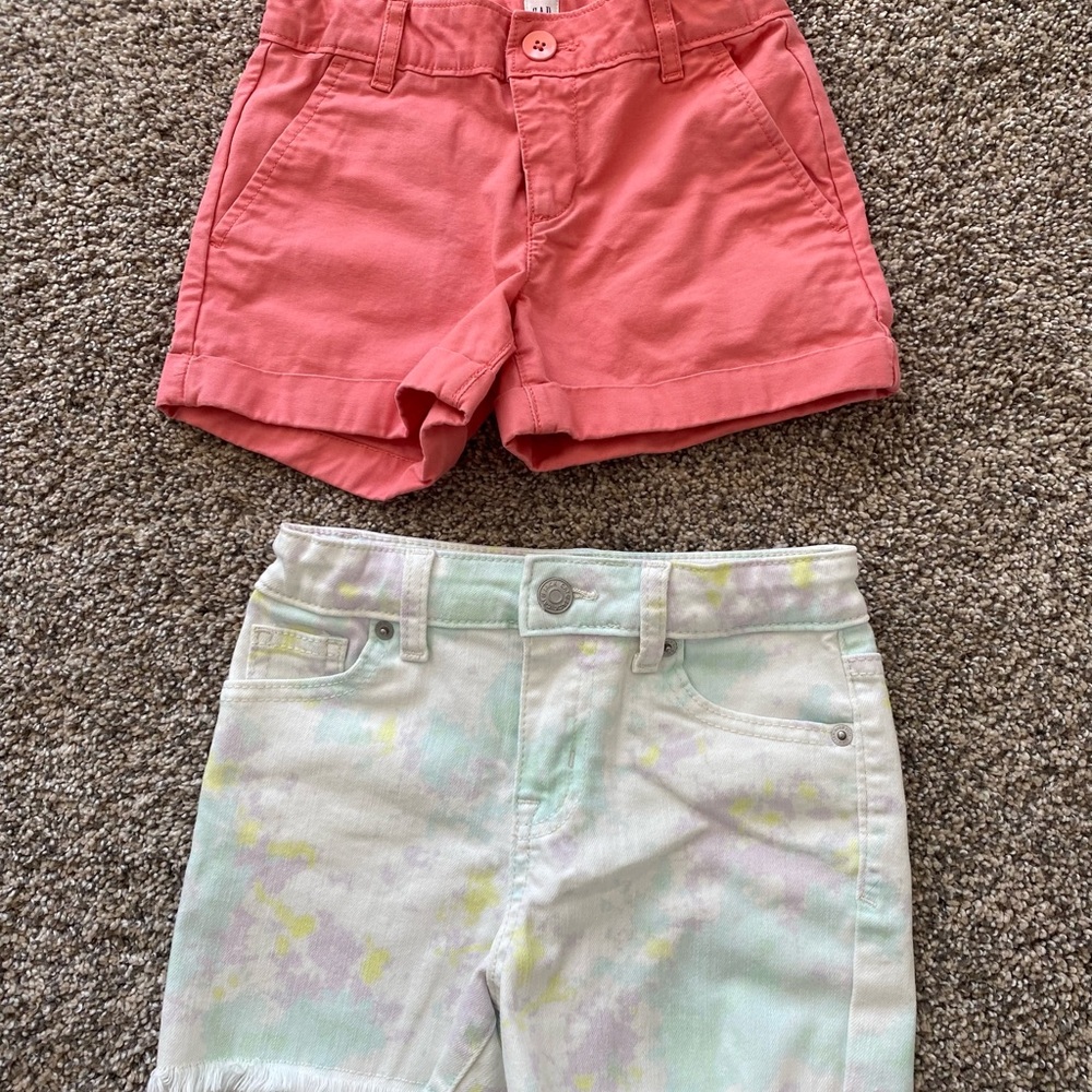 Bundle.. 2 shorts (Gap and Cat and Jack)